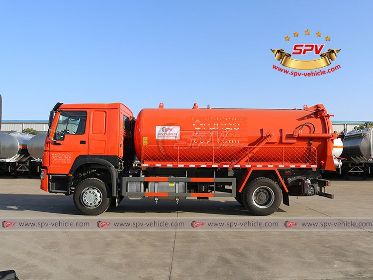 SPV-Vehicle - 12,000 Litres Sewage Vacuum Truck SINOTRUK HOWO Left Side View